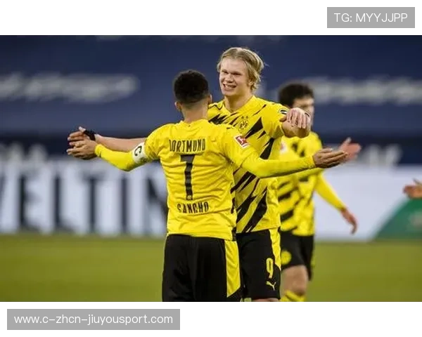 多特哈兰德后点捅射完成抢点绝杀全场沸腾